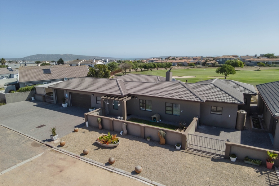 4 Bedroom Property for Sale in Country Club Western Cape
